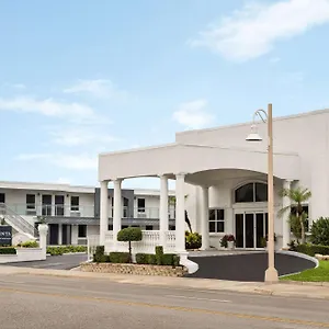 La Quinta By Wyndham Oceanfront Daytona Hotel Daytona Beach